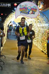 BIB: 617, 5432, 5418
                            <button type="button" onclick="openModal(21830655)" class="btn btn-primary btn-sm float-right btn-popup" data-toggle="modal" data-target=".modal-high-quality">
                        <i class="fas fa-shopping-cart"></i> Add to Cart
                    </button>
                                            <button type="button" onclick="isThisMe(21830655, true)" class="btn btn-success btn-sm float-right btn-popup btn-isme hidden" data-toggle="tooltip" data-placement="bottom" title="นี่คือรูปของคุณใช่ไหม คลิกที่นี่เพื่อเอาเข้าอัลบั้ม">
                        <i class="fas fa-plus"></i> Add to album
                    </button>
                    <button type="button" onclick="isThisMe(21830655, false)" class="btn btn-warning btn-sm float-right btn-popup btn-isnotme hidden">
                        <i class="fas fa-ban"></i> Remove from album
                    </button>